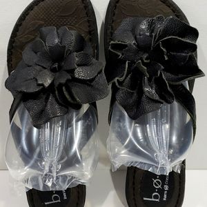 BOC by Born floral black leather flip flops EUC size 7M/38